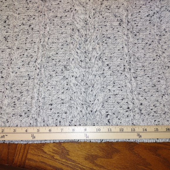 Pullover sweater - Picture 4 of 6